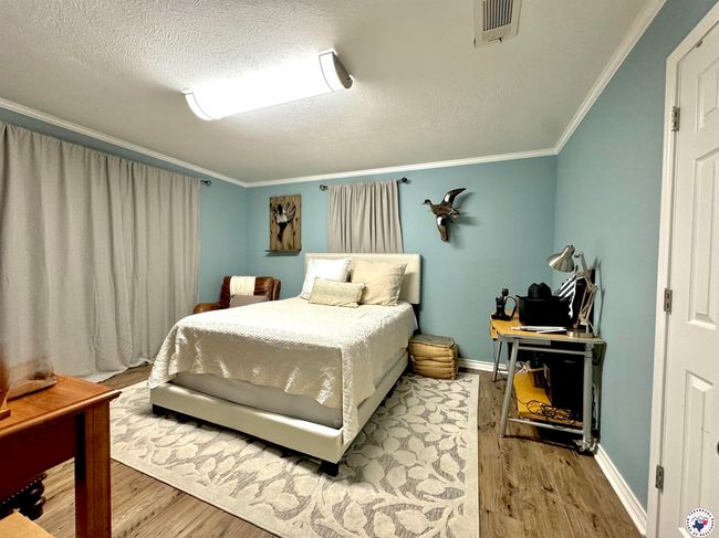 203 Main St, House other with 3 bedrooms, 1 bathrooms and null parking in Hooks TX | Image 8