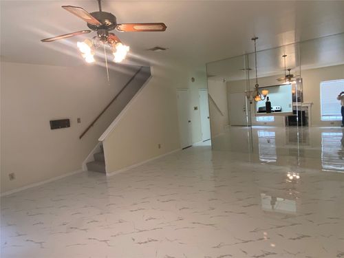 2856-2856 Holly Hall St, Houston, TX, 77054-4129 | Card Image