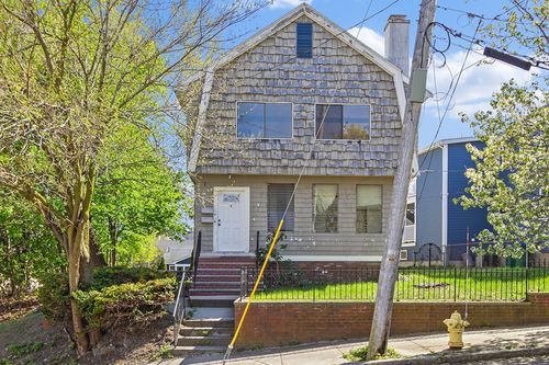 4 Fifth, Medford, MA, 02155 | Card Image