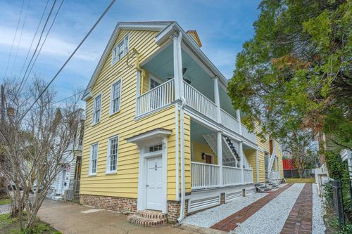 186 Smith St, Charleston, SC, 29403-6066 | Card Image