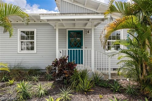 2664 Van Buren Ave, NAPLES, FL, 34112-6310 | Card Image