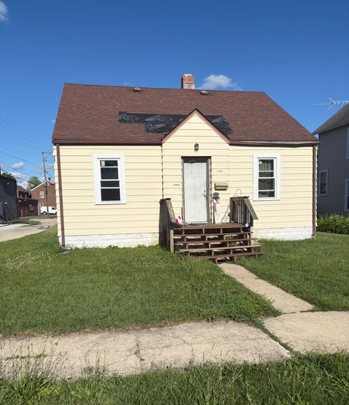 148 S Prairie Ave, Bradley, IL, 60915-2036 | Card Image