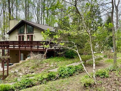 1073 Crane Ct, Kingston Springs, TN, 37082-5208 | Card Image