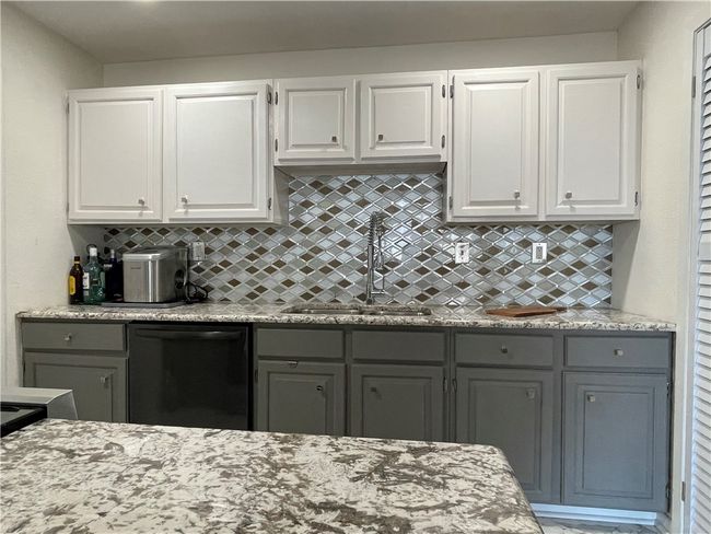 APT-402 - 520 S Chaparral St, Condo with 2 bedrooms, 2 bathrooms and 2 parking in Corpus Christi TX | Image 13