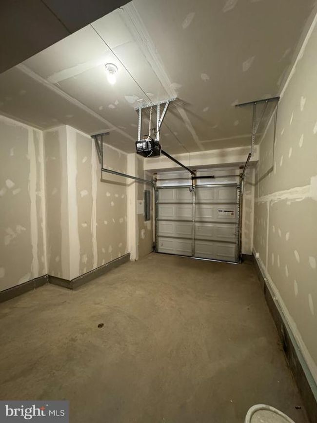 1009 Maya Ln, Townhouse with 3 bedrooms, 3 bathrooms and null parking in Manassas VA | Image 13