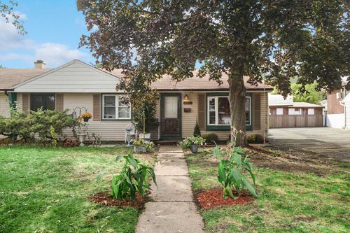 8772 S Kolmar Ave, Hometown, IL, 60456-1024 | Card Image