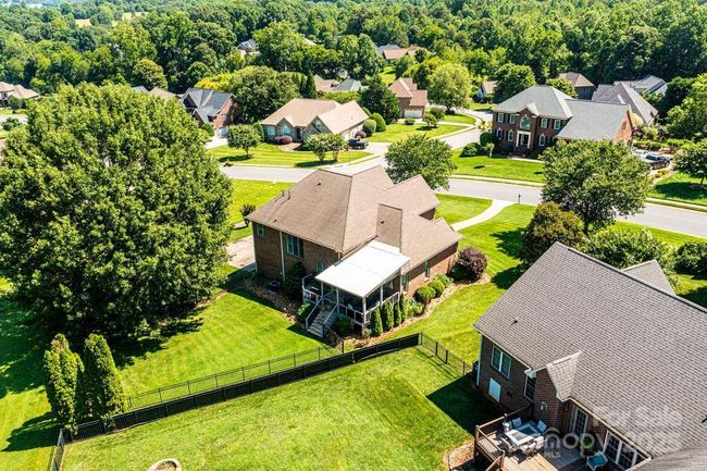1083 Fox Chase Dr, House other with 3 bedrooms, 3 bathrooms and null parking in Newton NC | Image 41