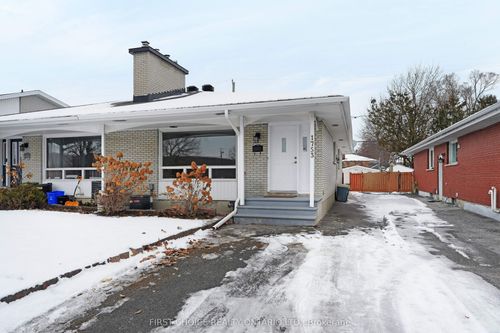 1753 Heron Rd, Ottawa, ON, K1V6A2 | Card Image
