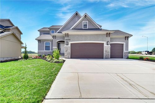 16204 S Twilight Ln, Olathe, KS, 66062 | Card Image