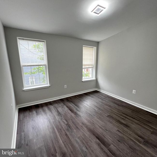 1217 W Lanvale St, Townhouse with 5 bedrooms, 4 bathrooms and null parking in BALTIMORE MD | Image 17