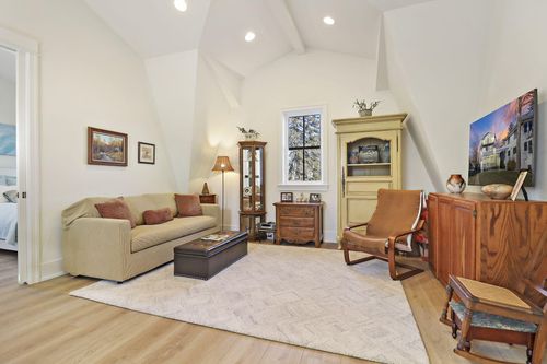 3B N Walworth Ave, Williams Bay, WI, 53191 | Card Image