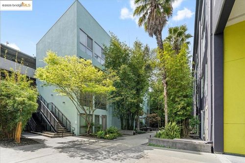 unit-365-1201 Pine St, Oakland, CA, 94607-1469 | Card Image