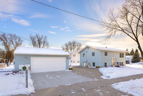 1020 Lake St, Onalaska, WI, 54650-2679 | Card Image