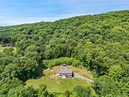 71 Hitchcock Hill Rd, Mahopac, NY, 10541-2613 | Card Image