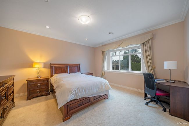 7388 Bassett Place, House other with 6 bedrooms, 4 bathrooms and 6 parking in Richmond BC | Image 24