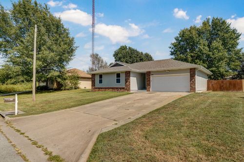 3562 S Colgate Ave, Springfield, MO, 65807-7400 | Card Image
