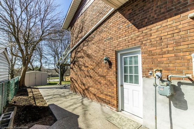 43 Briar Knoll Dr, House other with 3 bedrooms, 2 bathrooms and 4 parking in Kitchener ON | Image 32
