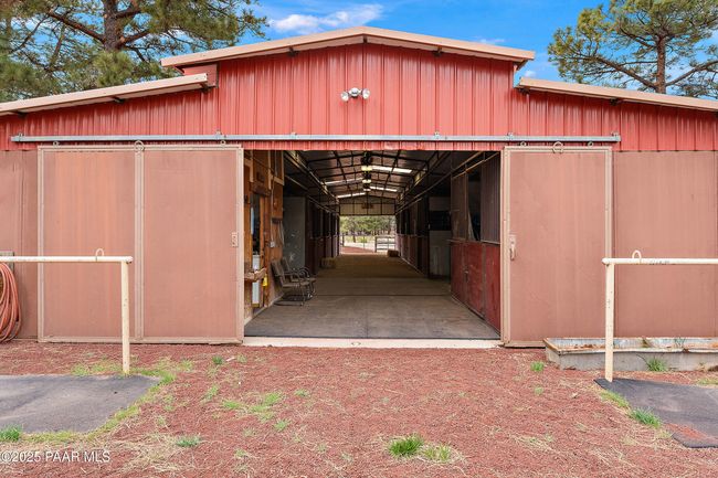 Main Barn | Image 83