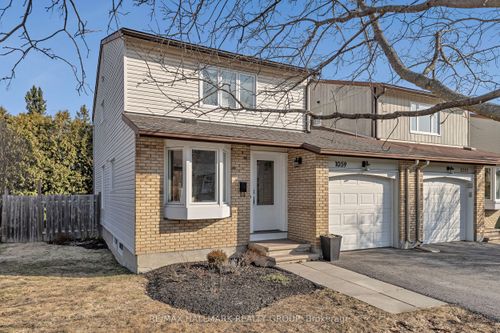 1059 Avignon Crt, Orleans, ON, K1C2N4 | Card Image