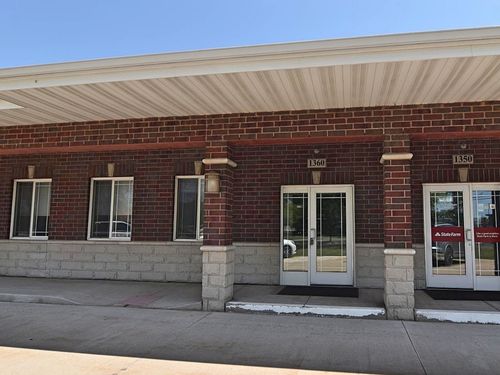 3-1360 E Division St, Diamond, IL, 60416-9785 | Card Image