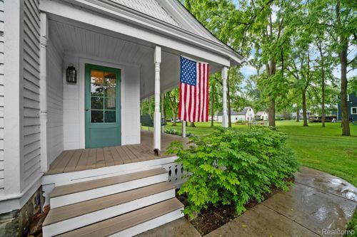 70080 Mcvicar Rd, Bruce Twp, MI, 48065-4419 | Card Image