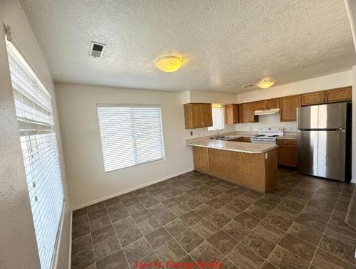 4-1063 S 430 E, St George, UT, 84790 | Card Image