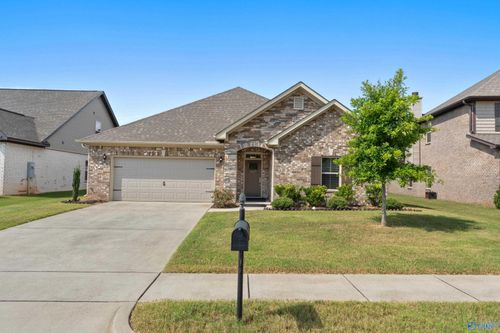 167 Kingswood Dr, Huntsville, AL, 35806-4001 | Card Image