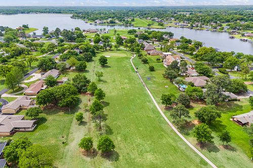 226 Colt Dr, Lake Kiowa, TX, 76240-9103 | Card Image