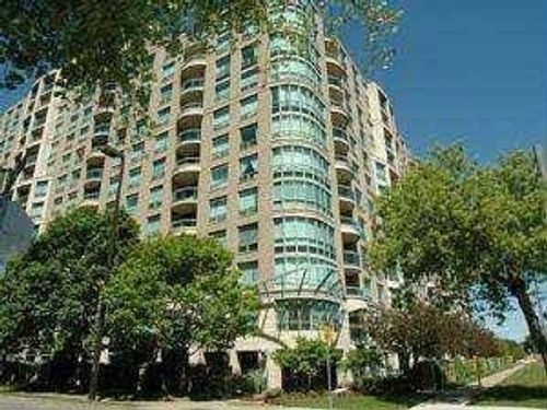 409-18 Pemberton Ave, North York, ON, M2M4K9 | Card Image