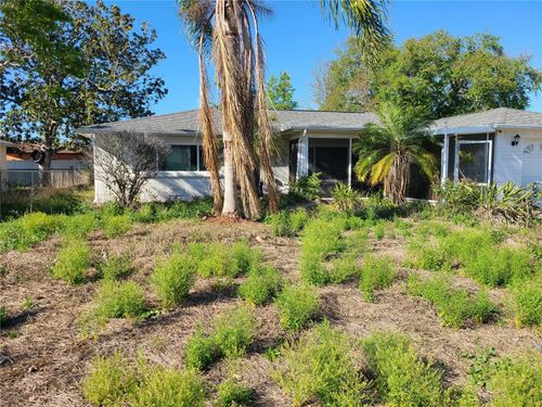 7317 Fairfax Dr, PORT RICHEY, FL, 34668-5720 | Card Image