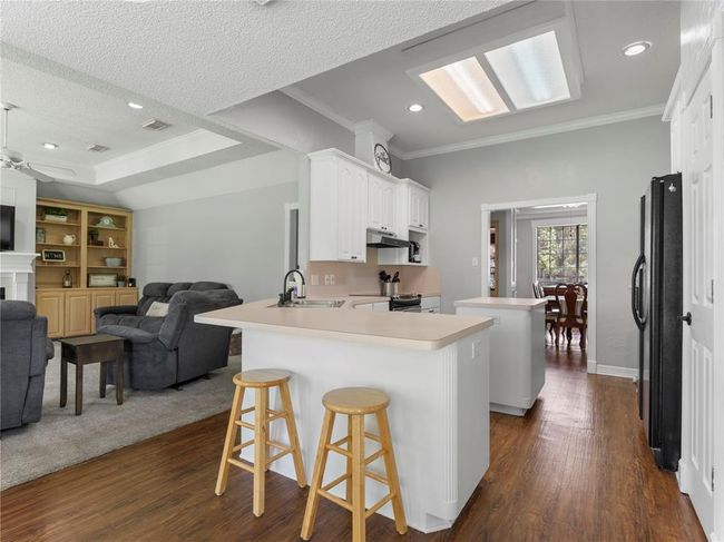 2221 Lake Forrest Dr, House other with 4 bedrooms, 3 bathrooms and 3 parking in West Columbia TX | Image 26