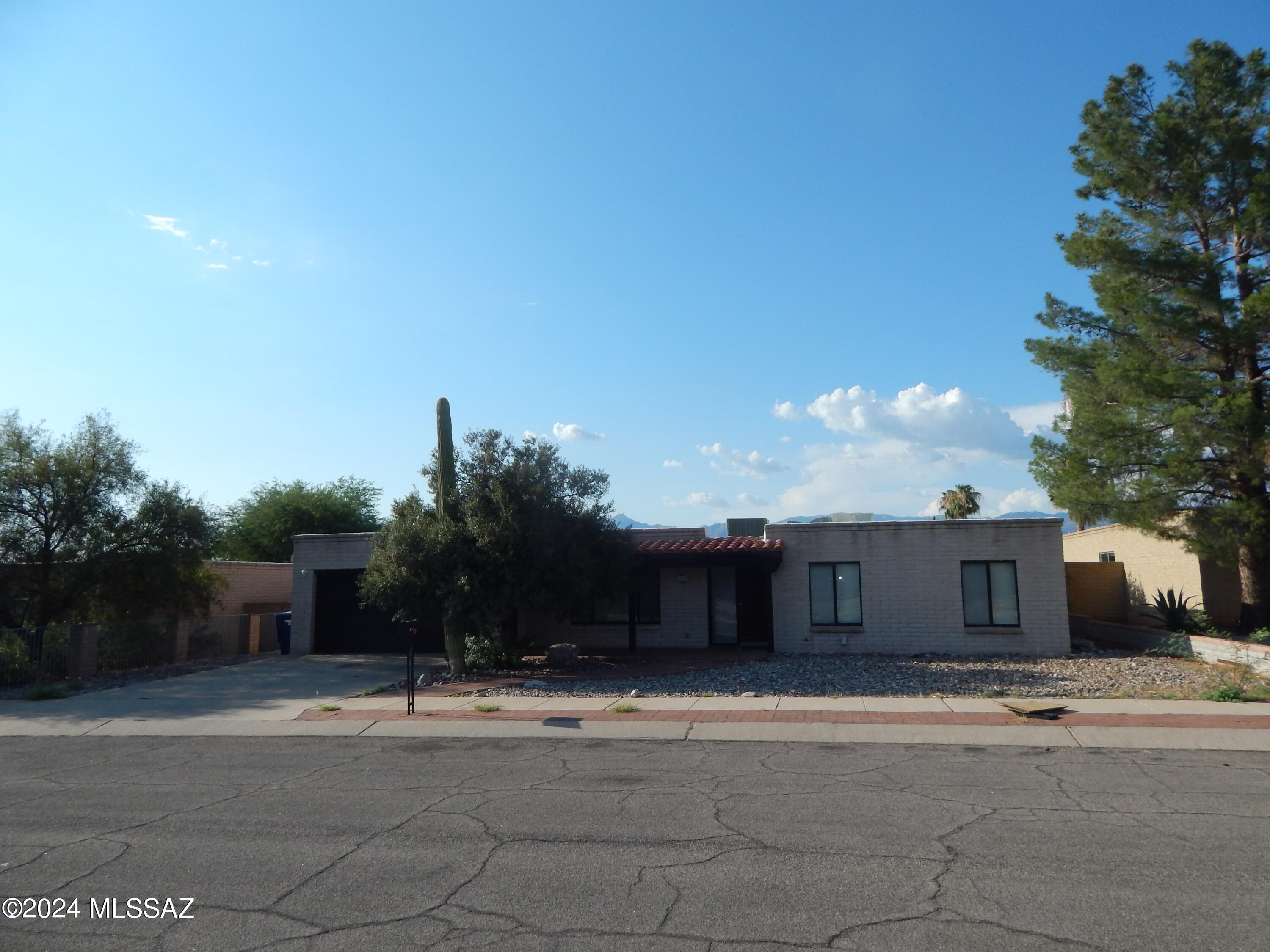 Chirco Pl, Tucson, AZ 85710