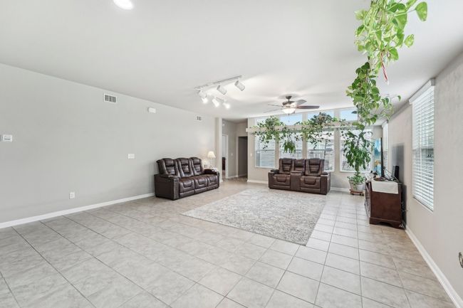 1373 Nevarez, House other with 3 bedrooms, 2 bathrooms and 3 parking in Kyle TX | Image 5