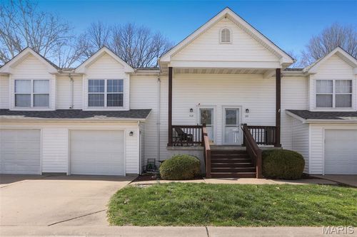 508 Pacific Estates Dr, Pacific, MO, 63069-6218 | Card Image