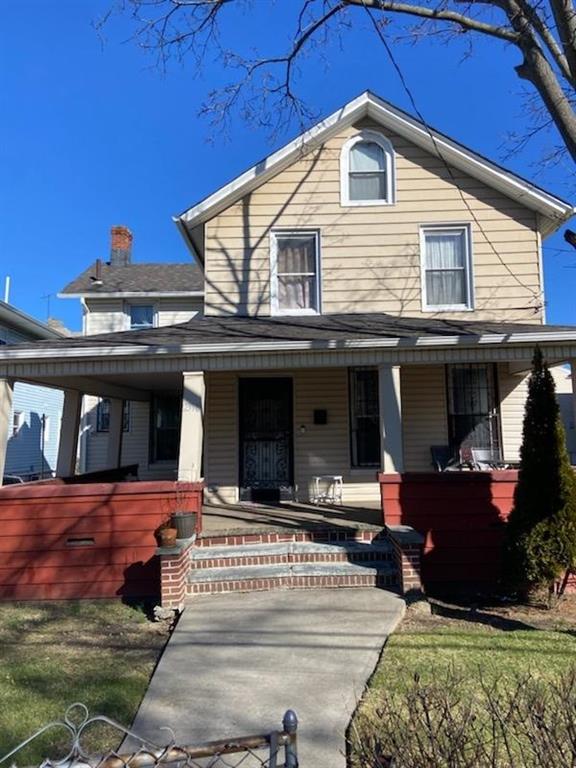 Regina Ave, Far Rockaway, NY 11691