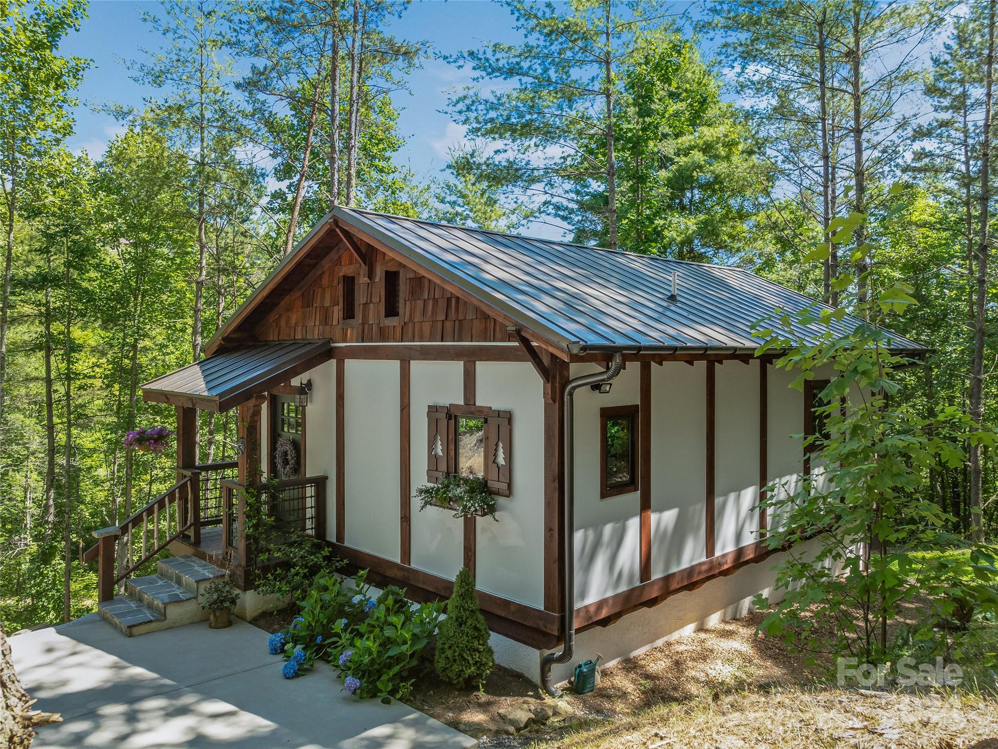 Kenzie Way, Mars Hill, NC 28754