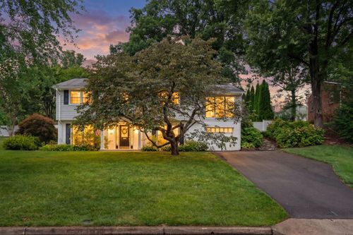9405 Beauregard Ave, MANASSAS, VA, 20110-2503 | Card Image