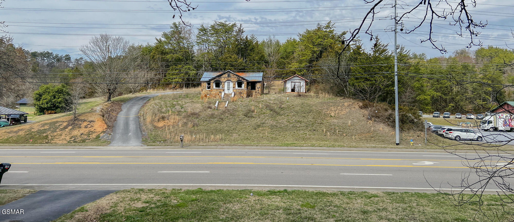 1170 Wears Valley Rd, Pigeon Forge, TN 37863