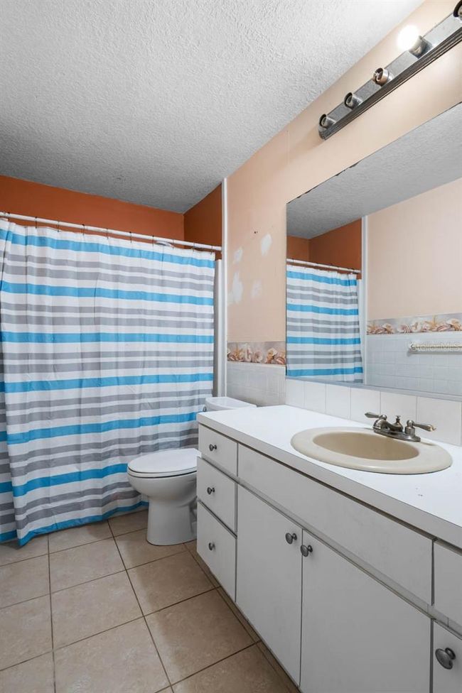 6208 Florida Cir E, House other with 2 bedrooms, 1 bathrooms and null parking in APOLLO BEACH FL | Image 14