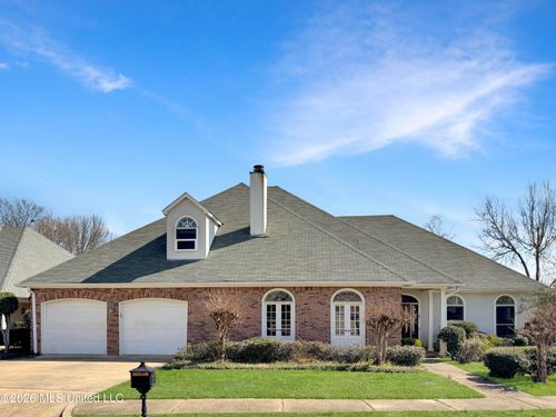14 Autumn Hill Pl, Jackson, MS, 39211-2943 | Card Image