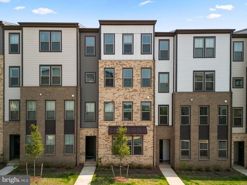 20908 Bluebird Sq, STERLING, VA, 20165-5892 | Card Image