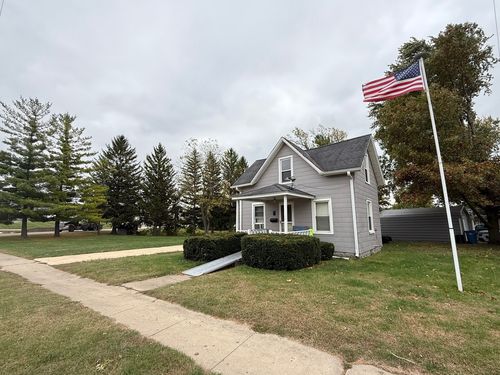 1 E Main St, AMBOY, IL, 61310-1637 | Card Image