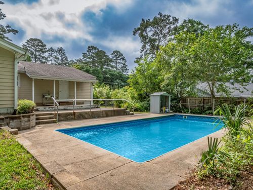 2008 Ted Hines Dr, TALLAHASSEE, FL, 32308-4828 | Card Image