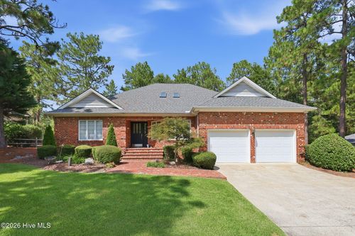 885 Monticello Dr, Pinehurst, NC, 28374-8607 | Card Image