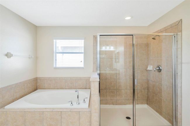 20209 Merry Oak Ave, House other with 6 bedrooms, 3 bathrooms and null parking in TAMPA FL | Image 26