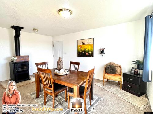 925 Skyline Dr, Douglas, WY, 82633-3204 | Card Image