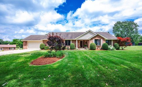 1900 Lani Dr, Eaton, OH, 45320-9706 | Card Image