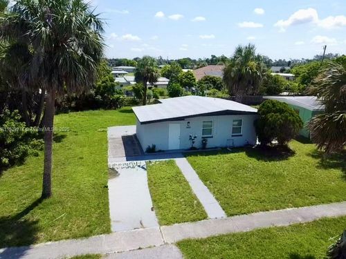 3460 Normandy Dr, PORT CHARLOTTE, FL, 33952-6836 | Card Image