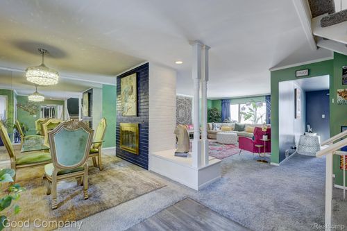 7105 Pebble Park Dr, West Bloomfield, MI, 48322-3506 | Card Image