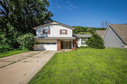901 N Brook Forest Rd, Derby, KS, 67037-2108 | Card Image